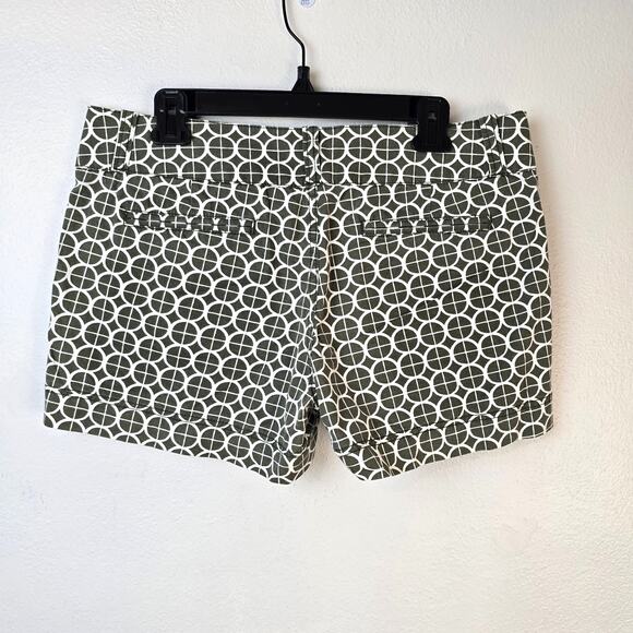 Fossil Shorts Women's 10 Green White Geometric Pattern Summer Beach Coastal - Picture 2 of 9